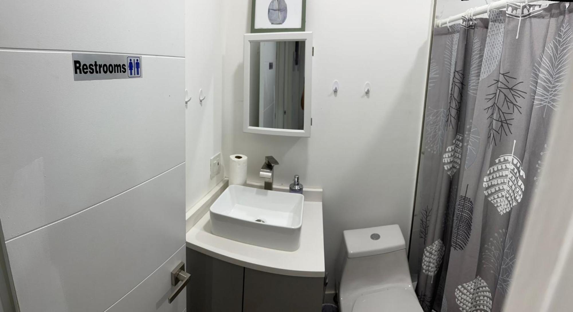 104 Mixed Shared Rooms Central, Friendly, Affordable Маями Екстериор снимка